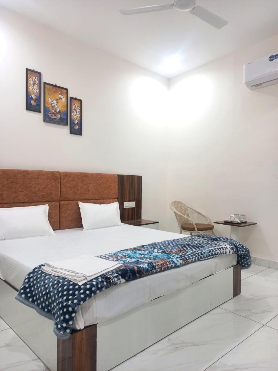 Hotel Kg Residency Ludhiana Exterior foto
